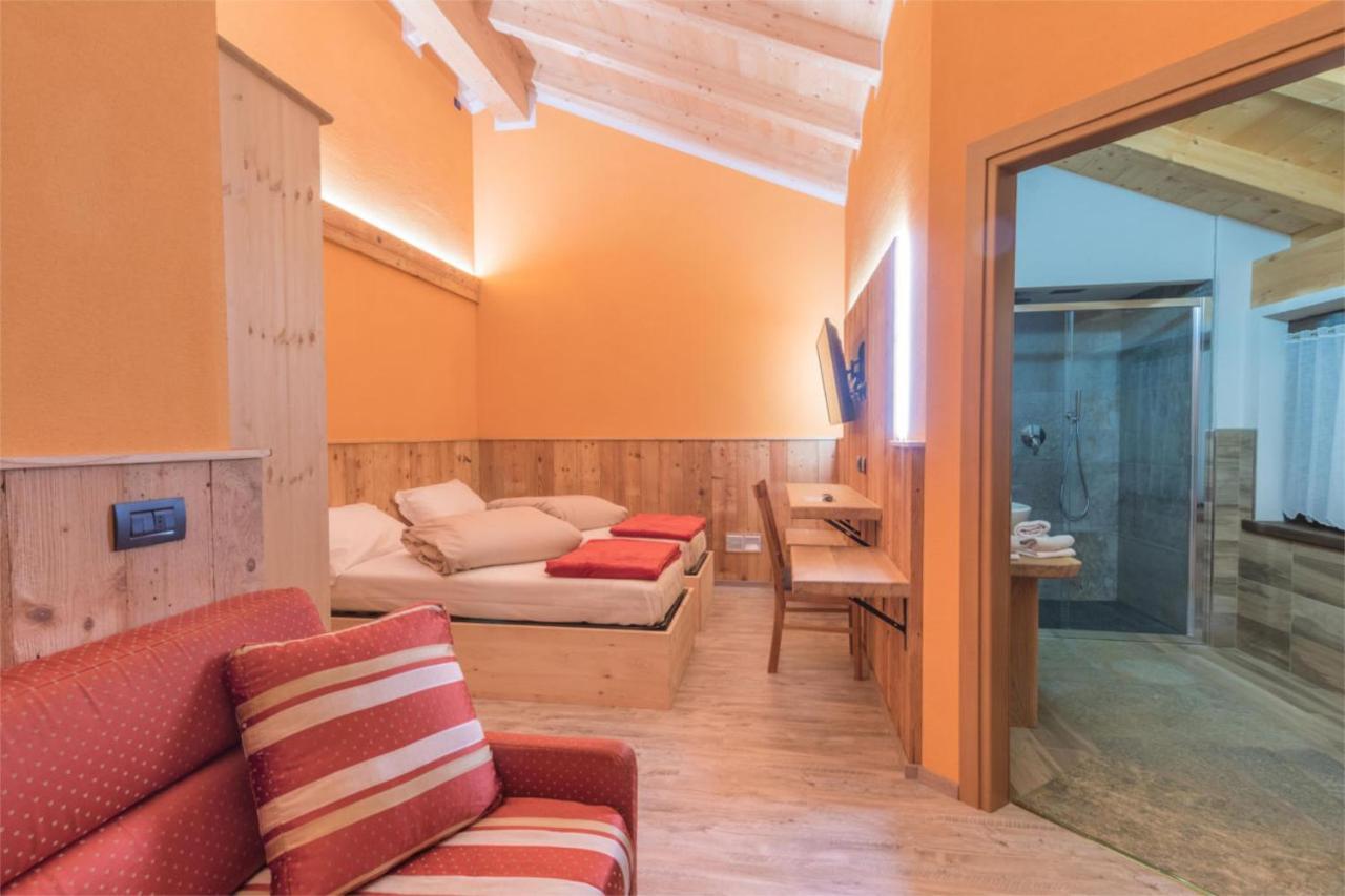 Agriturismo La Poina Livigno Bagian luar foto