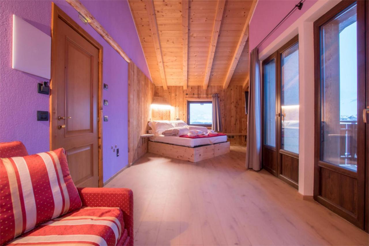 Agriturismo La Poina Livigno Bagian luar foto